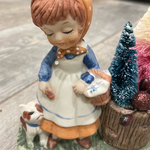 Vintage Christmas assemblage - Picture 11 of 14